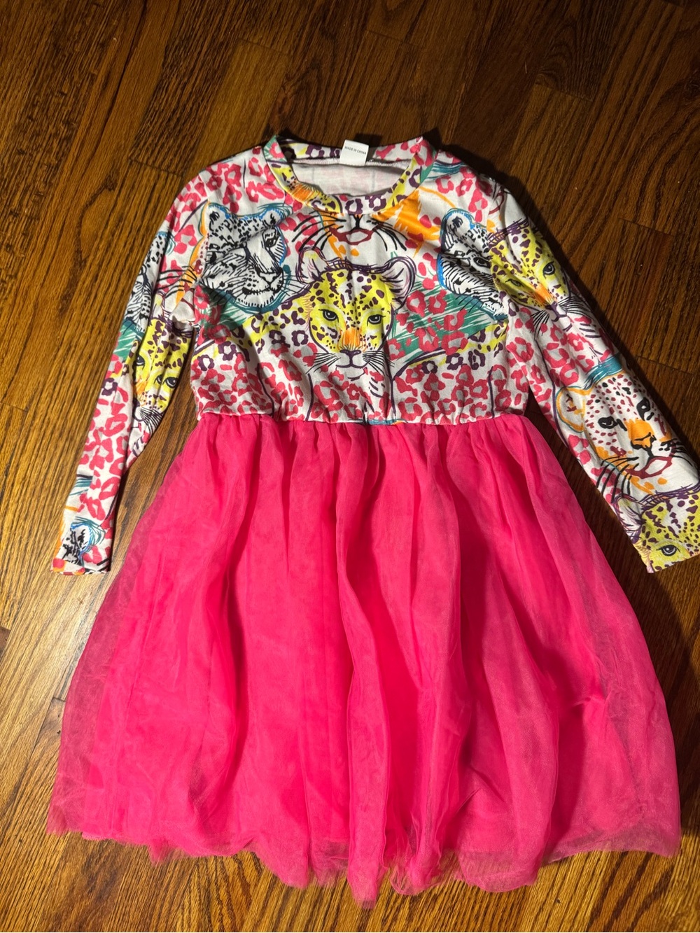 Girls Bundle - 5 pounds! 6 outfits and 2 shirts All size 7, 8 or 7/8 - Picture 6 of 10